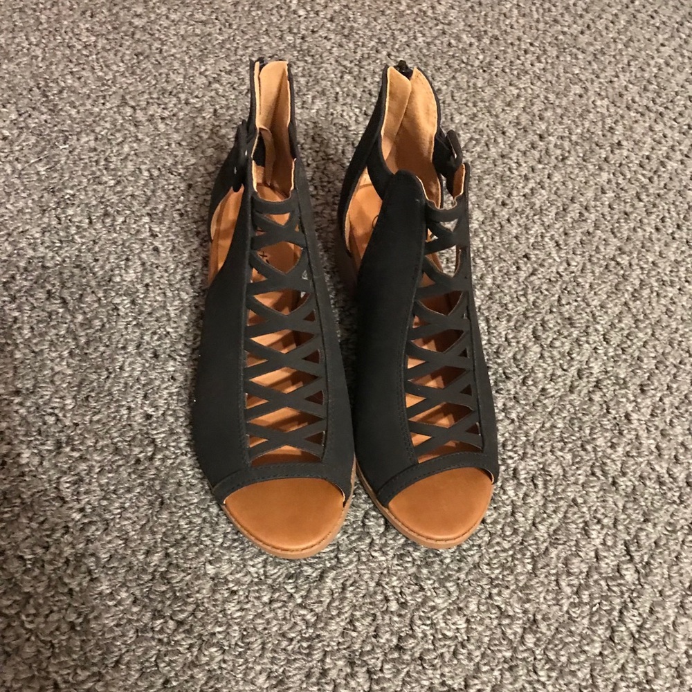 Y Not sandal/booties